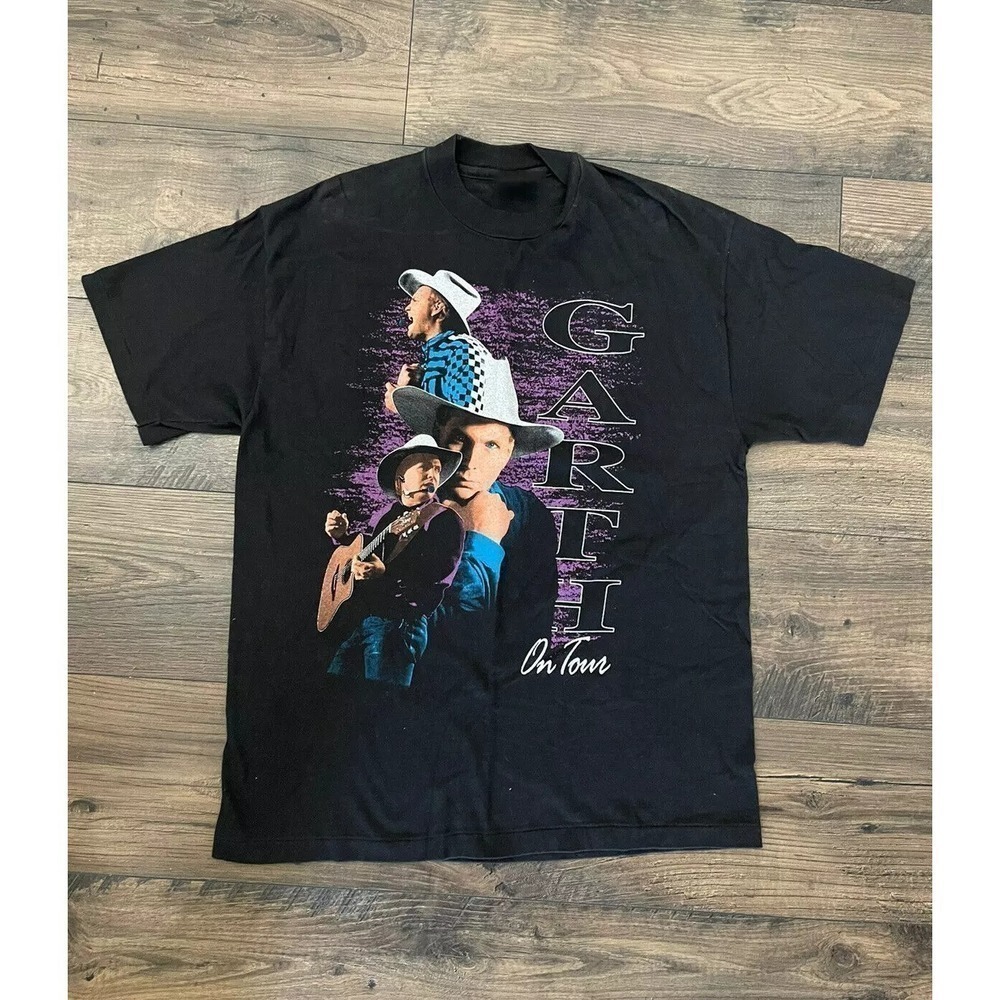 Garth Brooks On Tour Country Music Concert Fan T-Shirt